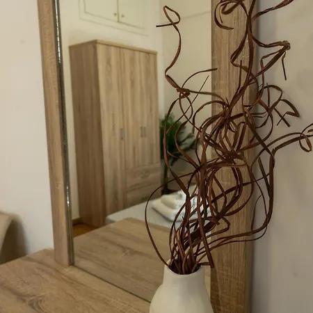Apartament Unique With Huge Balcony Salonic