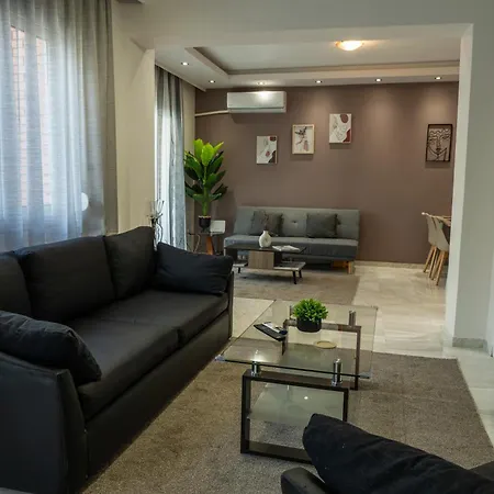 Unique With Huge Balcony Apartament Salonic