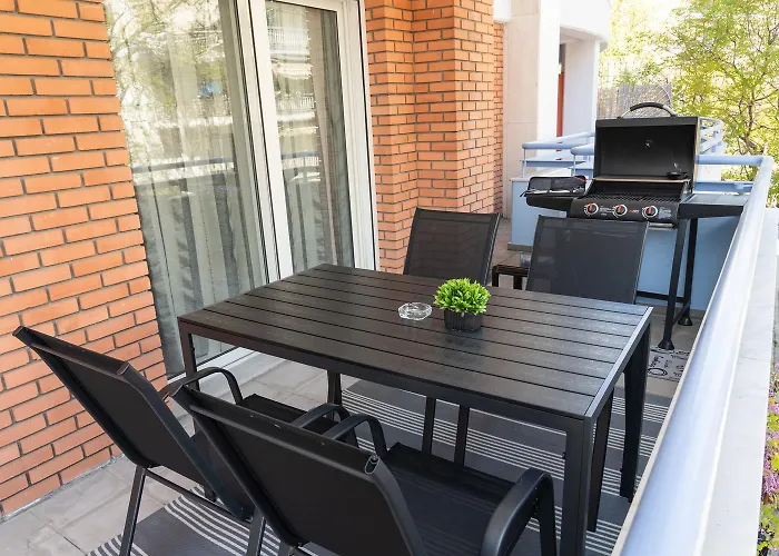 Unique With Huge Balcony סלוניקי