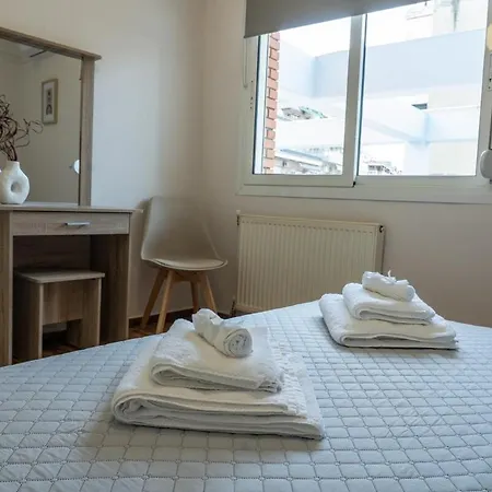 Unique With Huge Balcony شقة *