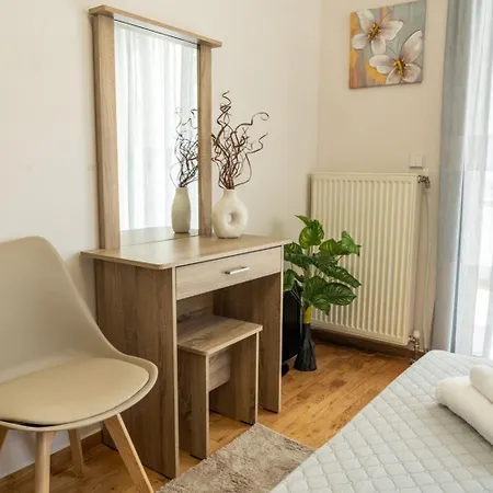 Unique With Huge Balcony * Thessaloniki