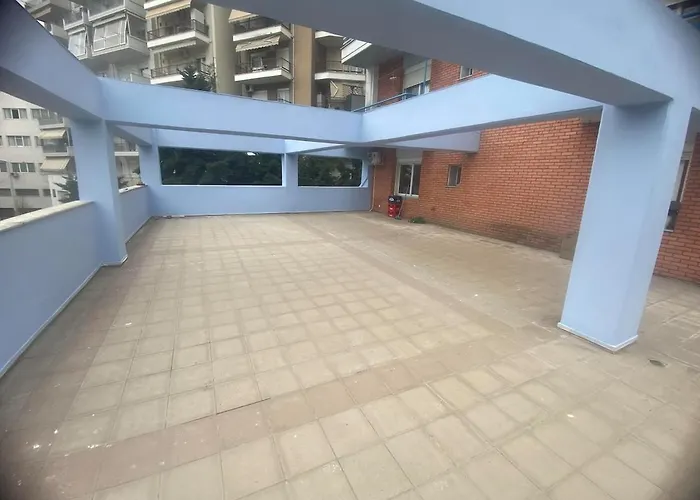Lägenhet Unique With Huge Balcony