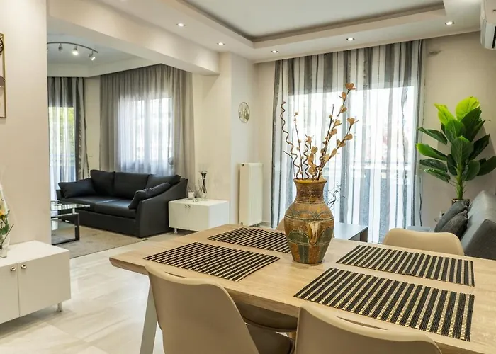Unique With Huge Balcony Lägenhet