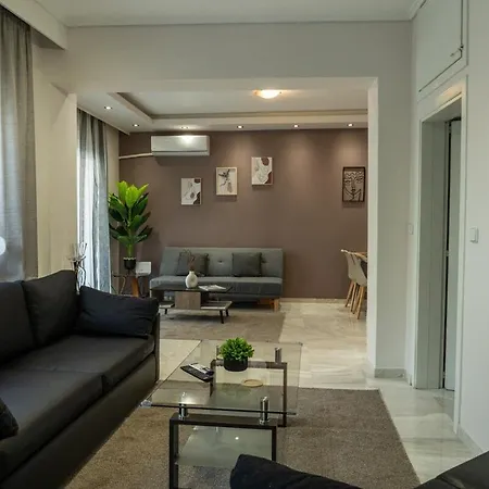 Unique With Huge Balcony 테살로니키