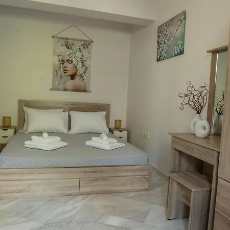 아파트 Unique With Huge Balcony 테살로니키