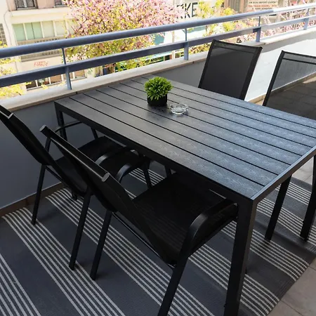 Unique With Huge Balcony Apartament Saloniki